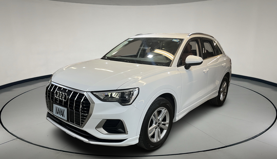 Audi • Q3