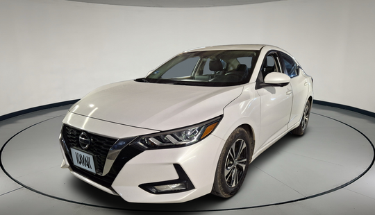 Nissan • Sentra