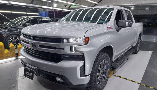 Chevrolet • Cheyenne