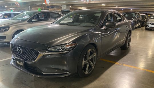 Mazda • Mazda 6