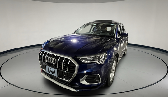 Audi • Q3