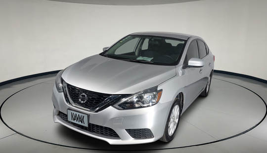Nissan • Sentra