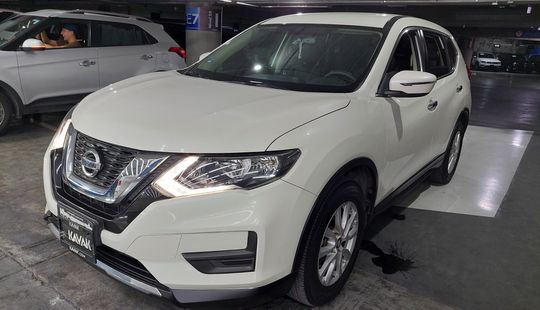Nissan • X-Trail