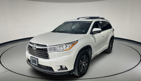 Toyota • Highlander