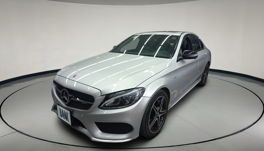Mercedes Benz • Clase C
