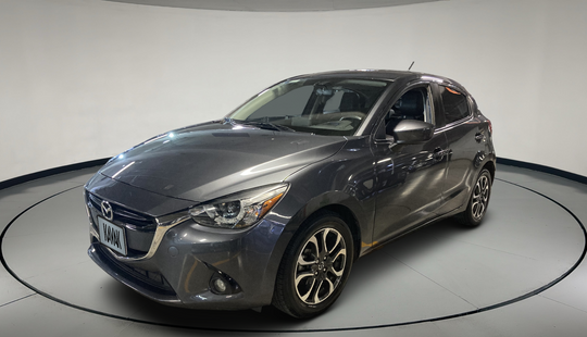 Mazda • Mazda 2