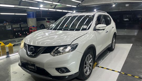 Nissan • X-Trail