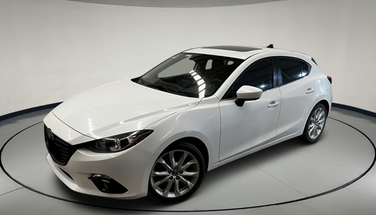 Mazda • Mazda 3