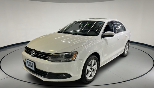 Volkswagen • Jetta