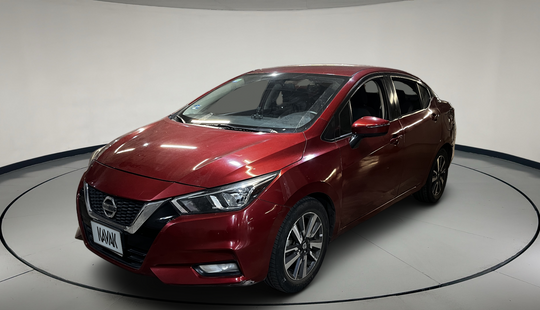 Nissan • Versa