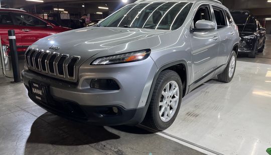 Jeep • Cherokee
