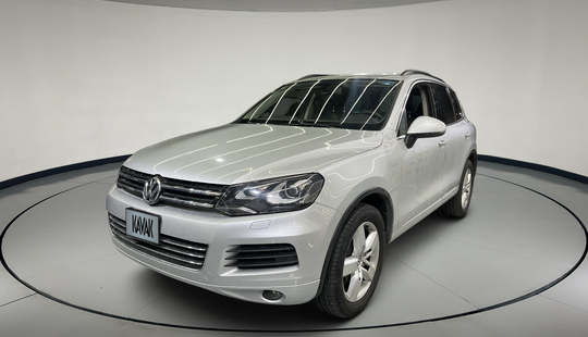 Volkswagen • Touareg