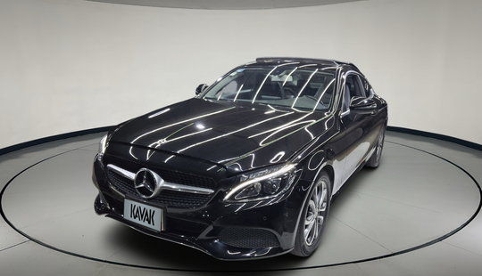 Mercedes Benz • Clase C