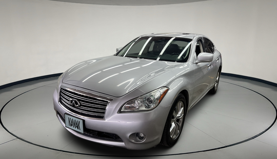 Infiniti • M