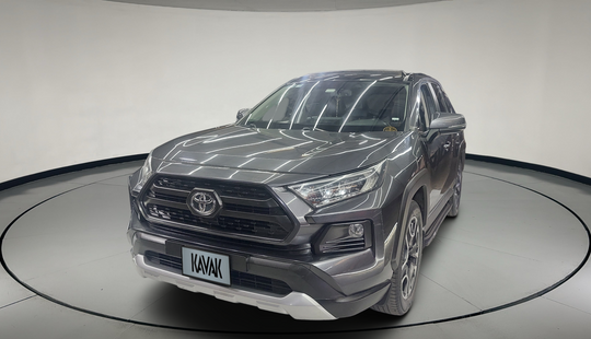 Toyota • RAV4