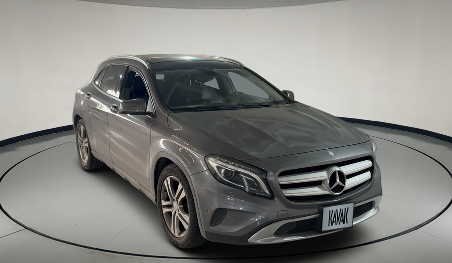 Mercedes Benz Clase Gla 1.6 GLA 200 CGI SPORT Suv 2014