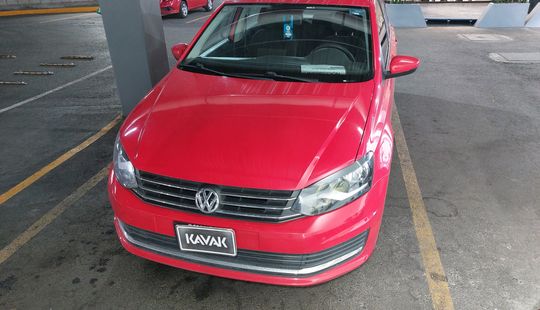 Volkswagen • Vento