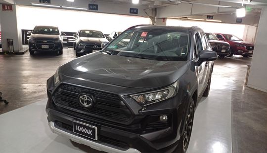 Toyota • RAV4