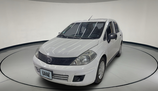 Nissan • Tiida