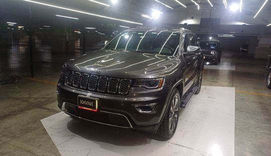 Jeep • Grand Cherokee