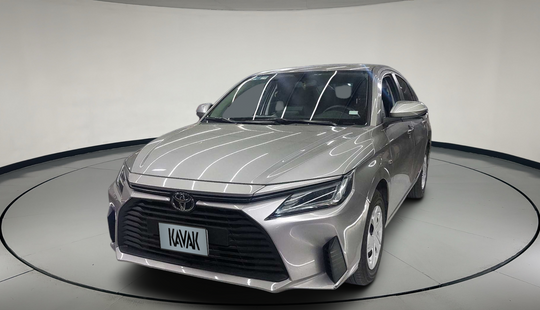 Toyota • Yaris