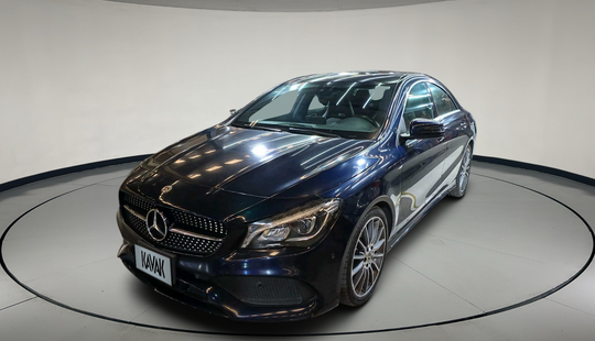Mercedes Benz • Clase CLA