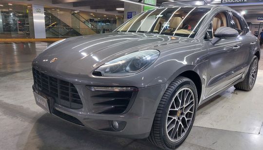Porsche • Macan