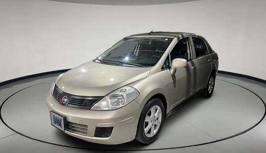 Nissan • Tiida