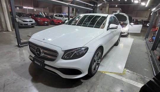 Mercedes Benz • Clase E