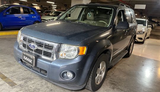 Ford • Escape