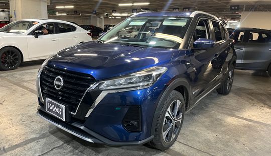 2023 • 18,500 km • Automático