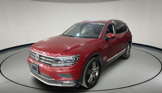 Volkswagen • Tiguan