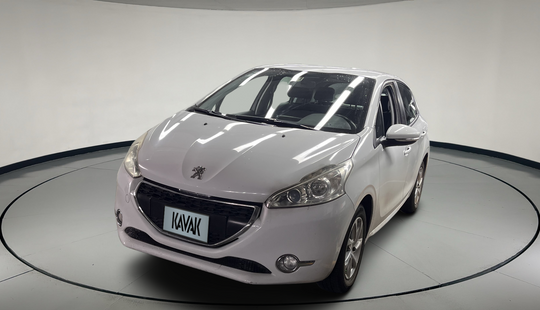 Peugeot • 208