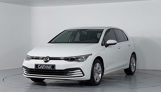 Volkswagen • Golf
