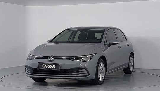 Volkswagen • Golf