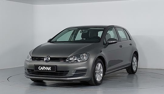 Volkswagen • Golf