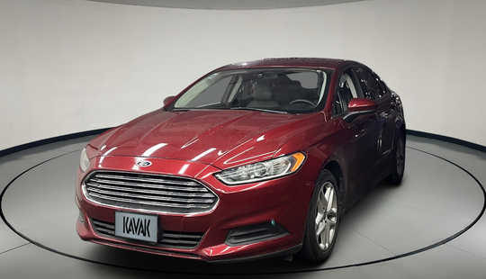 Ford • Fusion