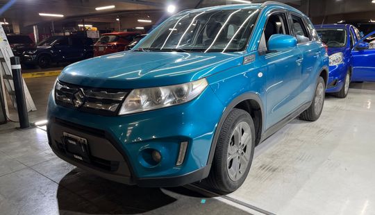 Suzuki • Vitara