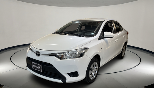 Toyota • Yaris