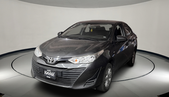 Toyota • Yaris