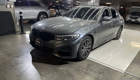 Bmw • Serie 3