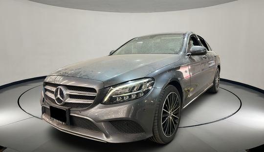 Mercedes Benz • Clase C