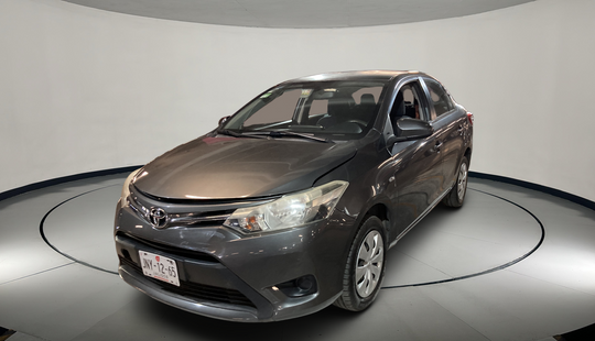 Toyota • Yaris