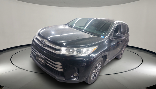 Toyota • Highlander