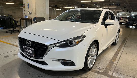 Mazda • Mazda 3