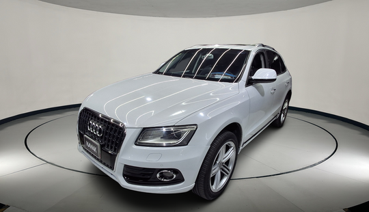 Audi • Q5
