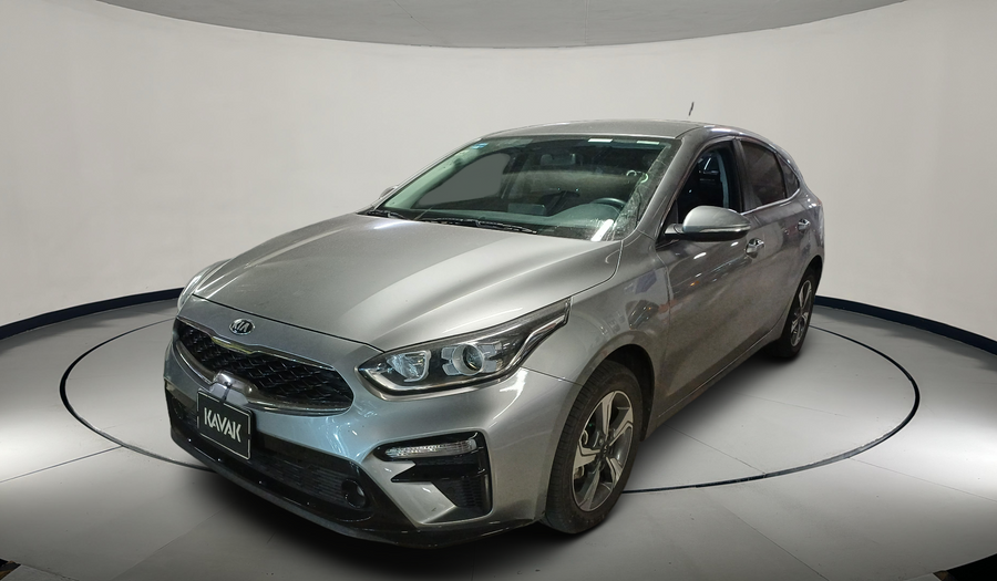 Kia Forte 2.0 EX IVT Hatchback 2020