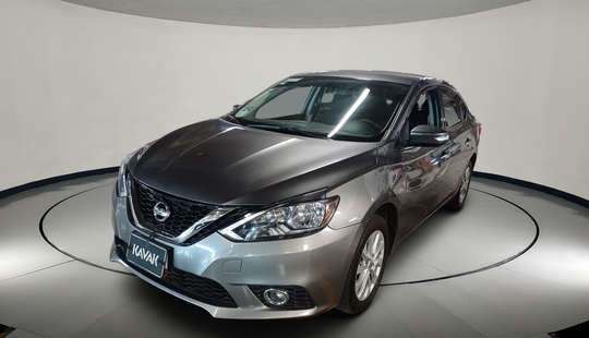Nissan • Sentra