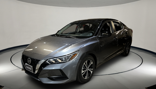 Nissan • Sentra