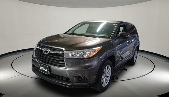 Toyota • Highlander